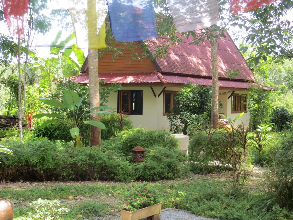 Manora Garden Hotell Phang Nga Rum bild